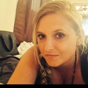 Meet your Posher, Kathryne